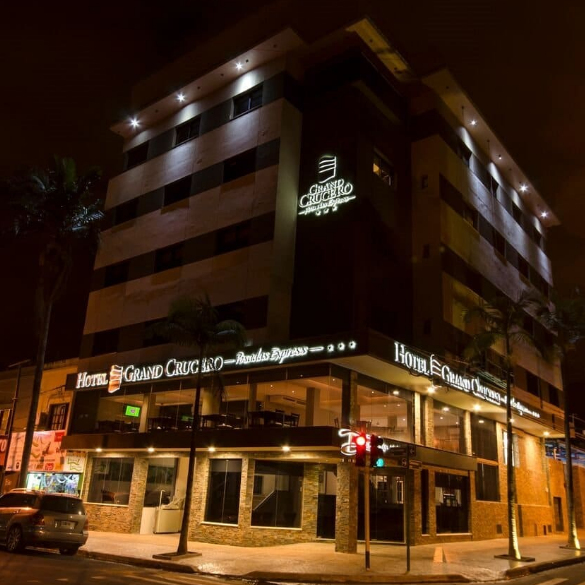 HOTEL BAGÚ CRUCERO